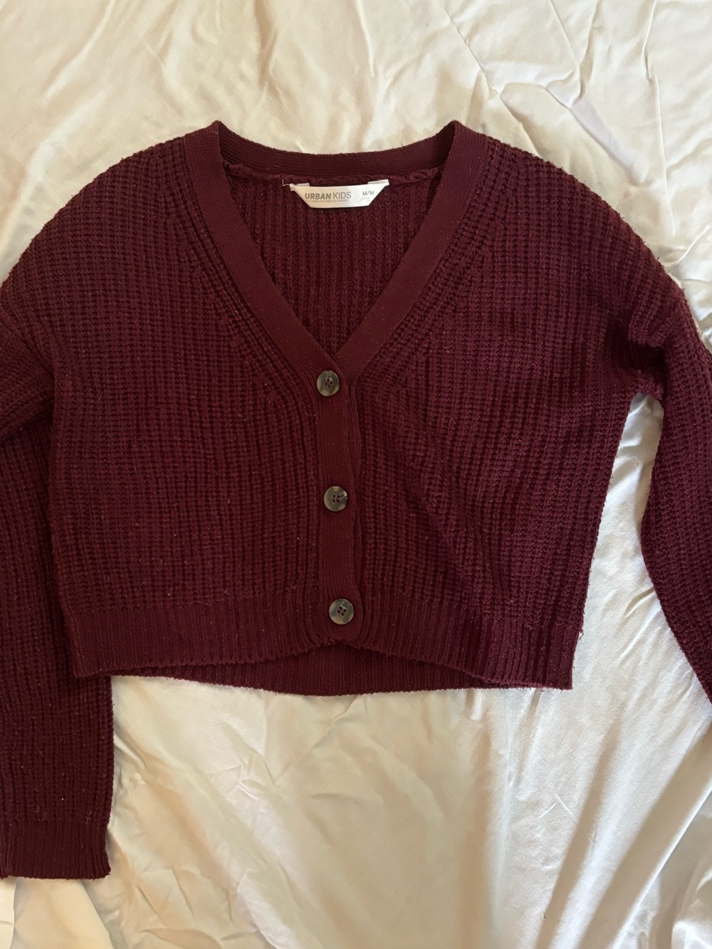 Urban Planet Cropped V-Neck Cardigan in Burgundy